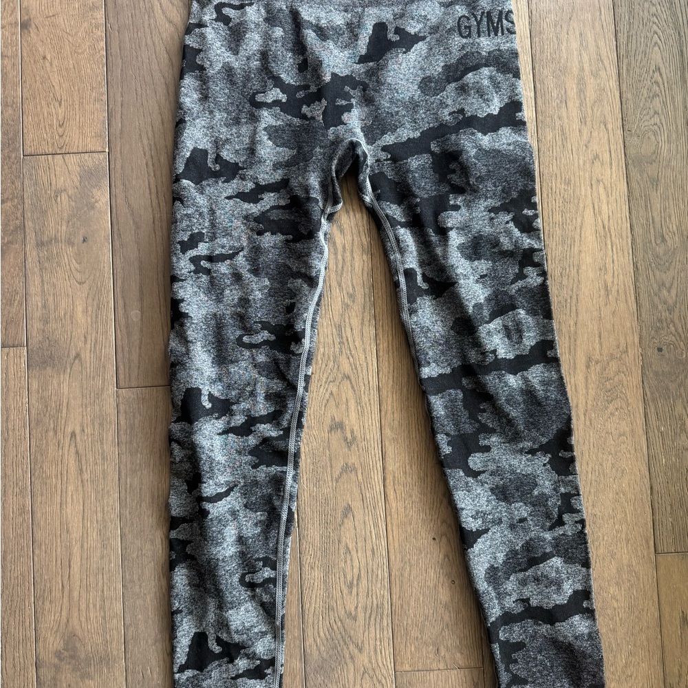 Gymshshark Camouflage Leggings - Black and Gray